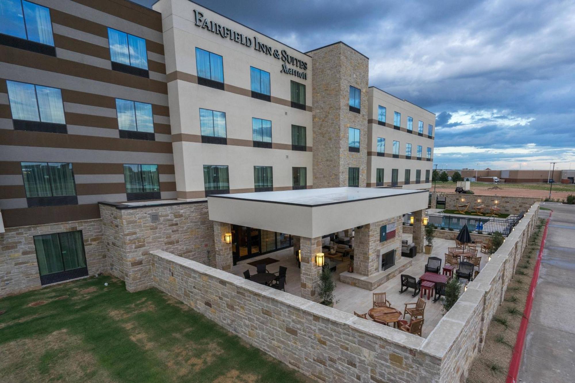 Fairfield Inn & Suites By Marriott Lubbock Southwest Esterno foto